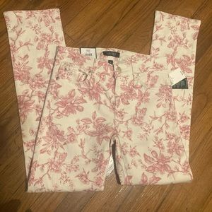 𝅺RALPH Lauren BNWT classic straight slim fit floral cream valentine jeans sz 4